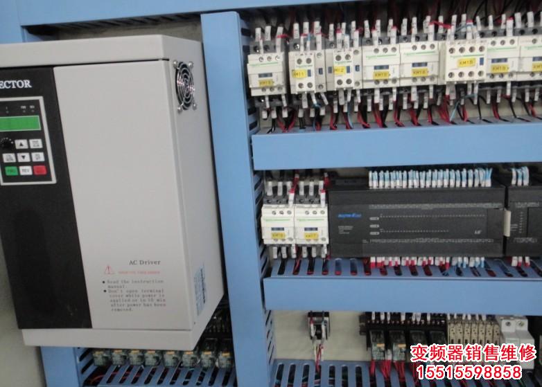 車床控制柜.jpg 三門峽變頻器 變頻器 第1張